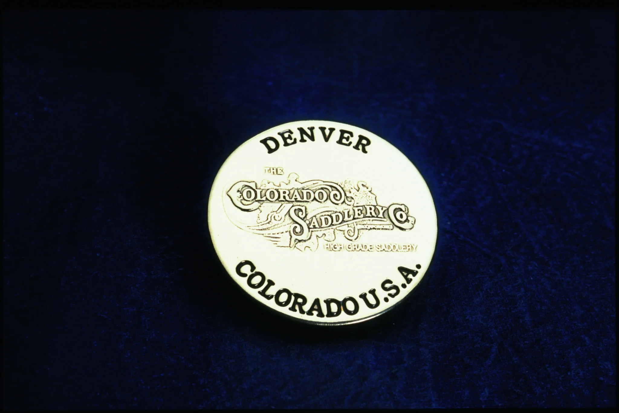 Colorado Saddlery Loop Back Concho