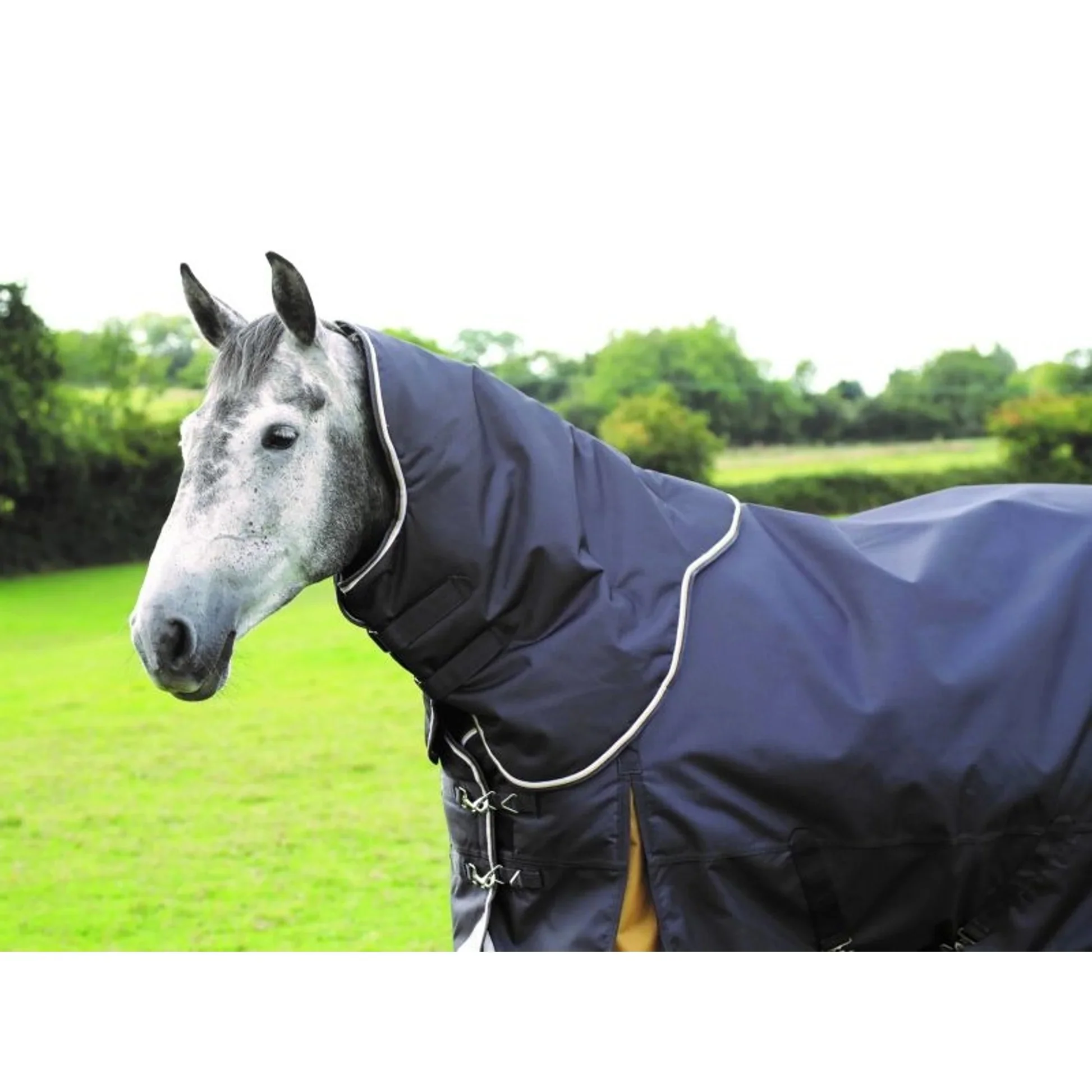 Shires Highlander Plus 300 Neck Cover - Image 3